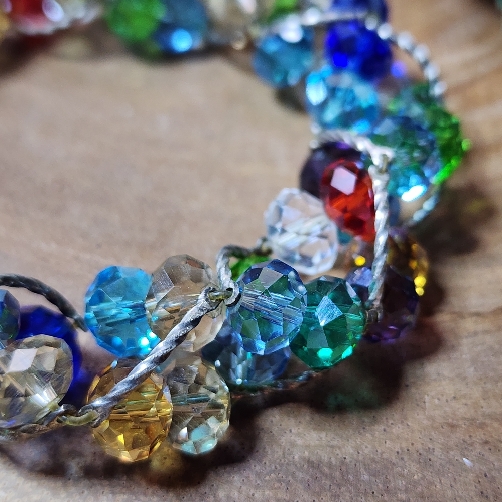 Chunky Multicolor Crystal Wire-Wrapped  Beaded Stretch Bracelet - Picture 3 of 8
